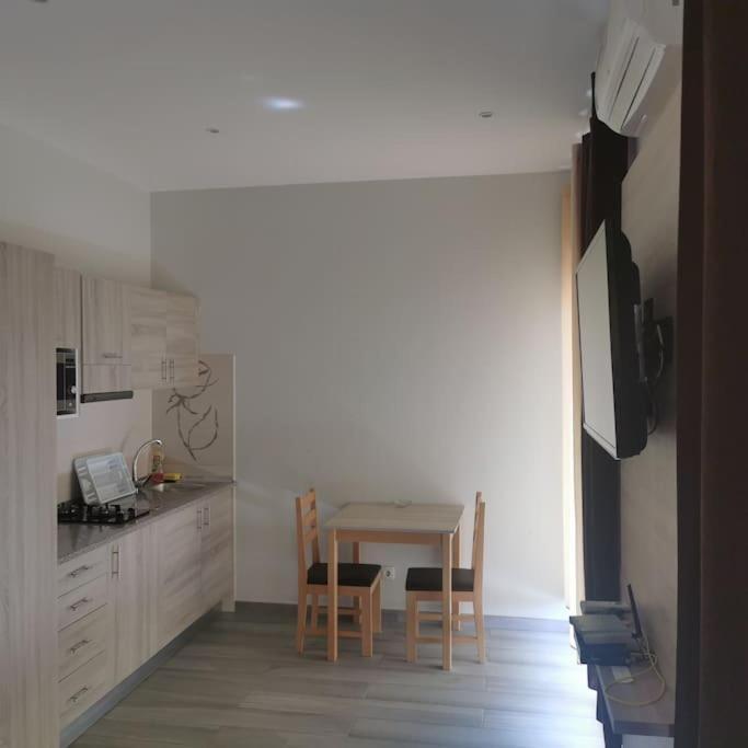 Ellen Apartamento T0 - Inforsal เอสปาร์โกส ภายนอก รูปภาพ